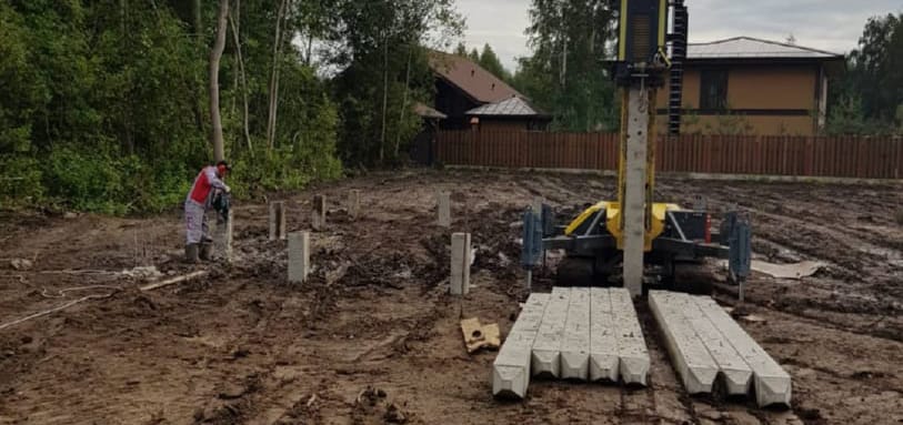 Фундамент на забивных ЖБ сваях
